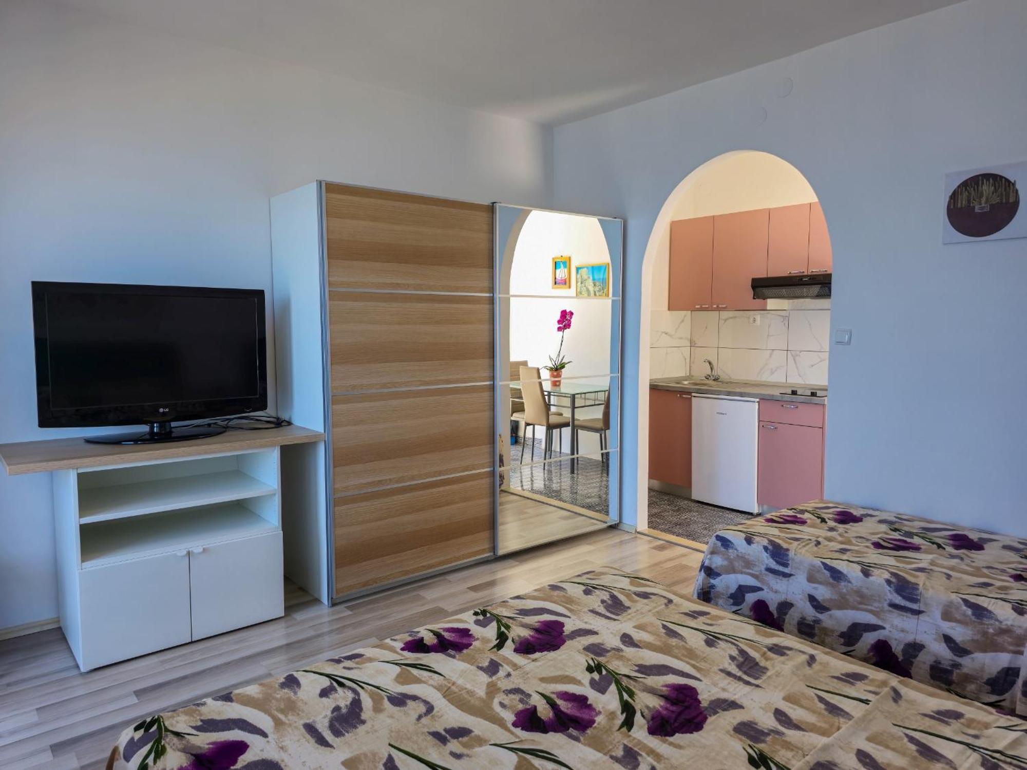 אומיס Apartments Neda חדר תמונה